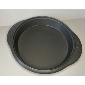 Wilton Bake it Better Steel Non-Stick Round Cake Pan, 9-inch